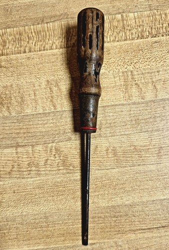 Stanley hurwood red ring - stanley,